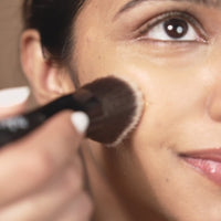M 02 Skin-tint Mattifying Foundation
